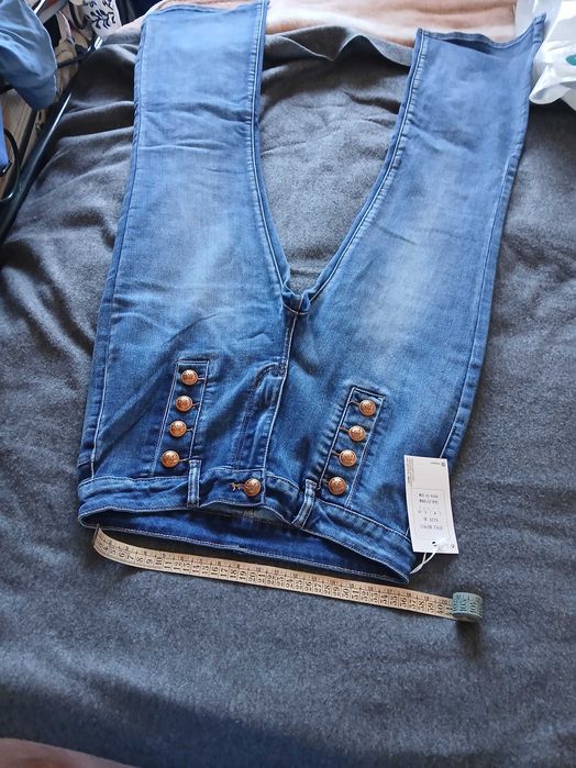 Diversas roupas 5€ e 10€