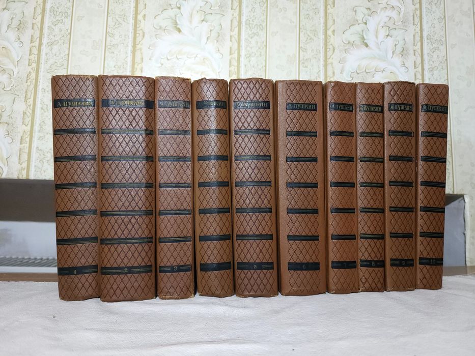 Книги А.С.Пушкин Собрание сочинений  1831-1837 полный комплект