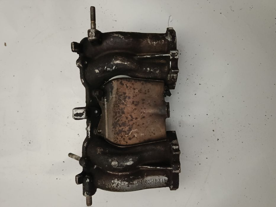 впускной коллектор.