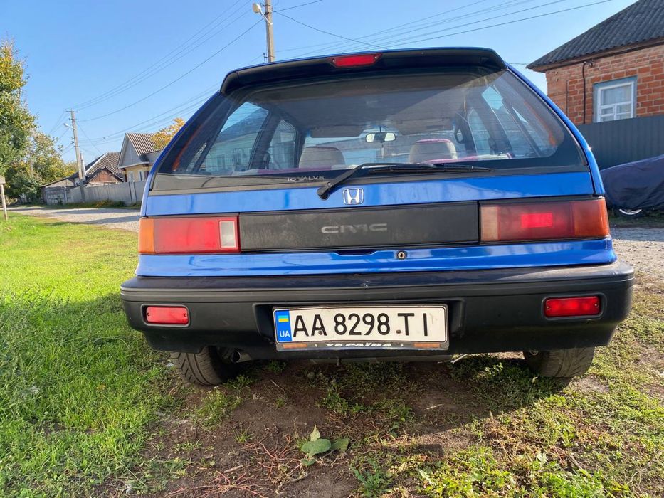 Honda Civic квадрат