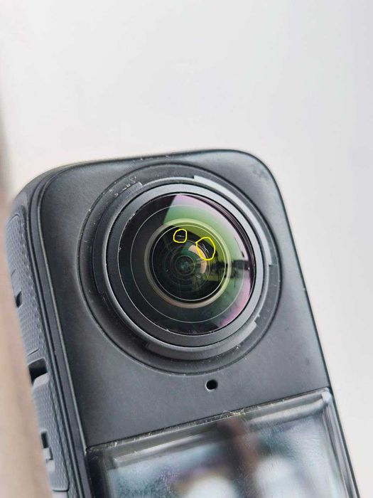 екшн камера Insta360 x4