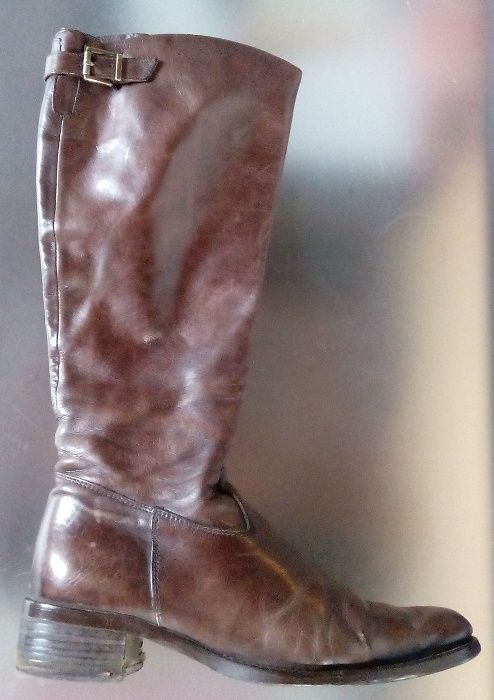 Botas Cano Alto Pele Castanhas