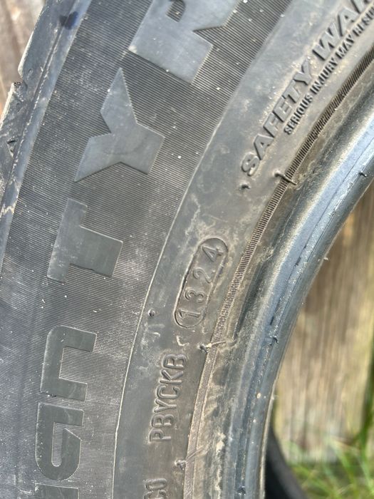 Opony letnie 225/55/17