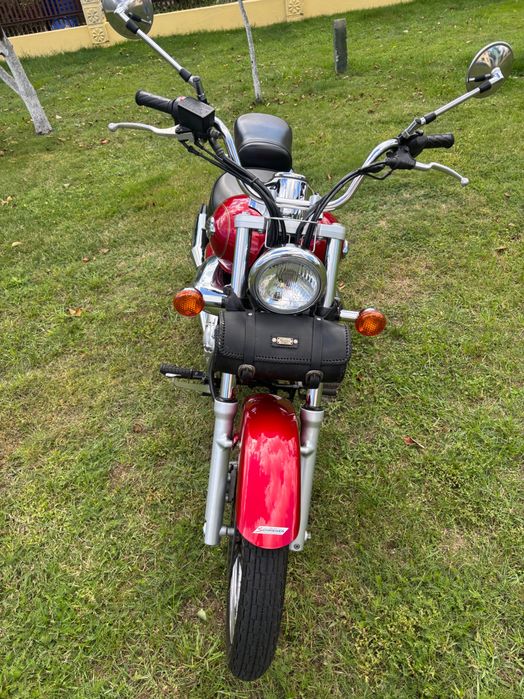 Suzuki Intruder  125