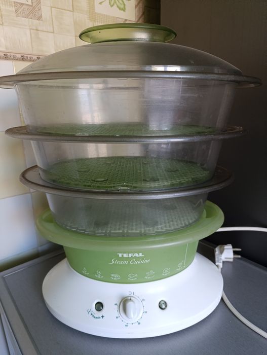 Продам пароварку Tefal