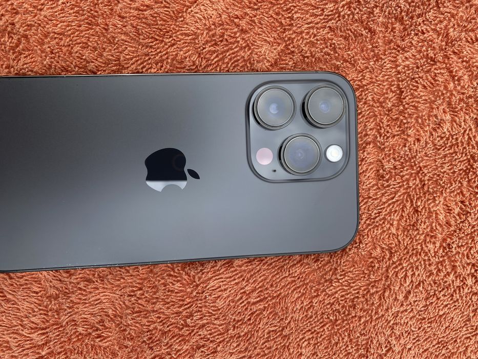 iPhone 14 pro.