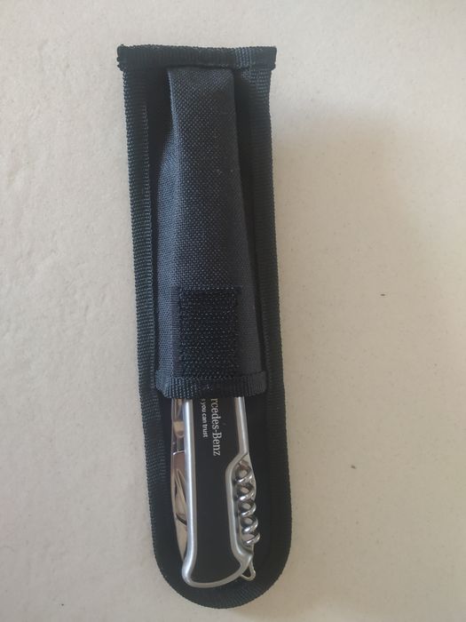 Mercedes Benz scyzoryk