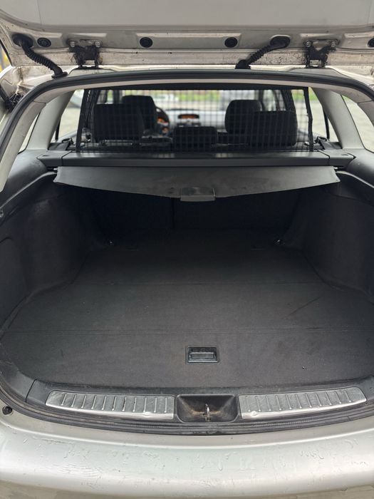 Toyota Avensis 2,0d механіка в гарному стані
