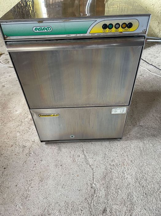 Máquina Lavar Copos/Loiça Industrial