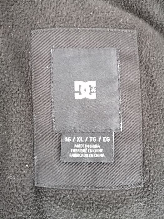 Casaco preto DC com capuz