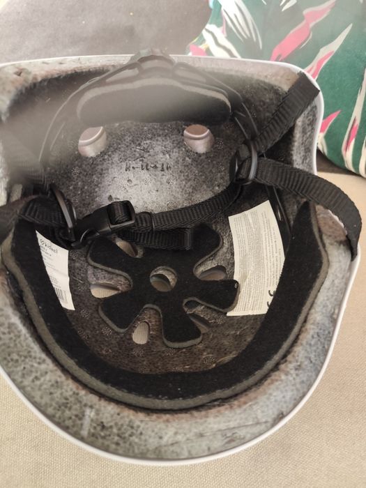 Sprzedam kask rowerowy