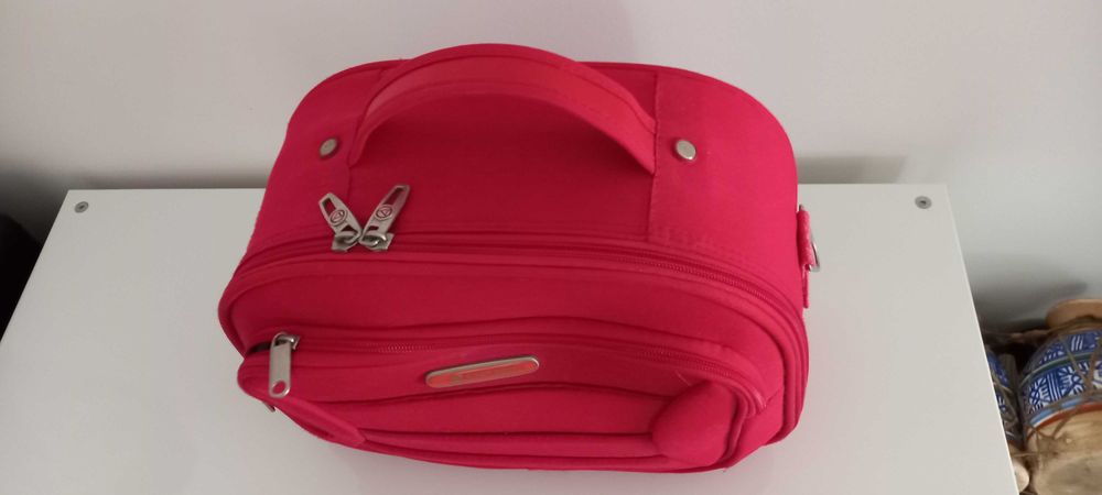 Bolsa de higiene pessoal média/grande