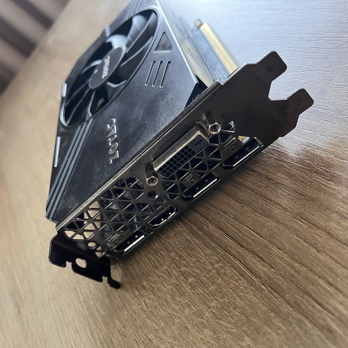 Karta graficzna zotac 1060 3gb jeden wiatrak sprawna