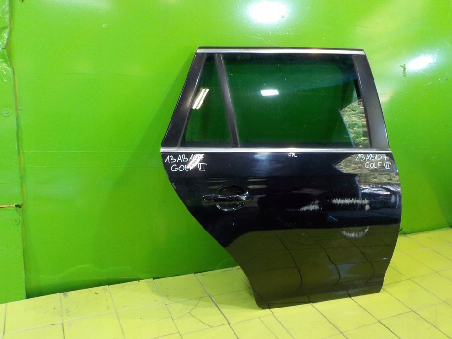 VW GOLF VI 2.0 TDI 09r KOMBI drzwi prawe tyl kompletne