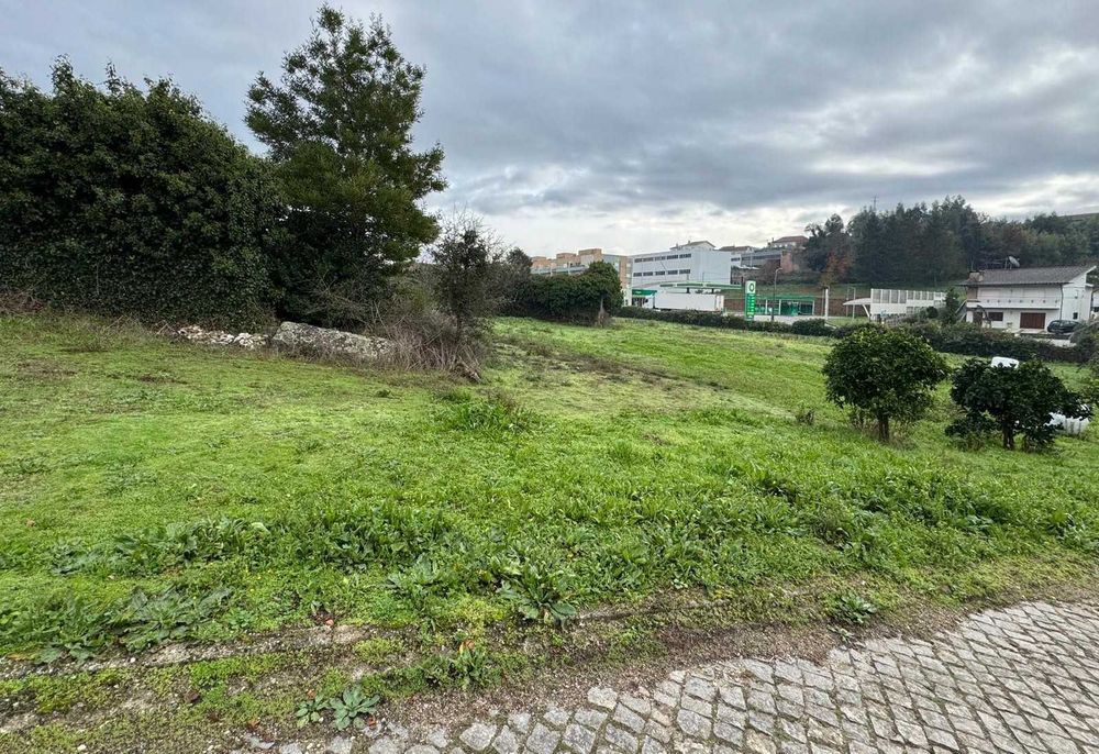 Terreno para Construção — Santo Tirso  5.700 m²