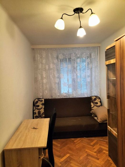 wynajmę pokój jednoosobowy w mieszkaniu 3 pokojowym
