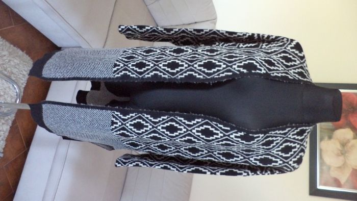 Czarno-biały ciepły acryl kardigan NEXT roz. 40/42