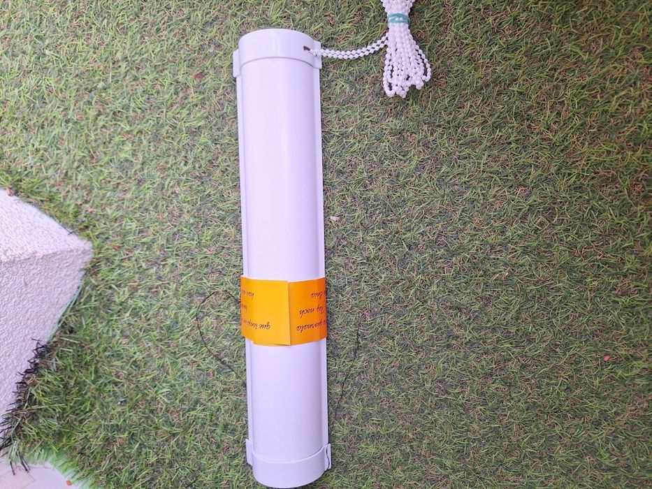 Roleta zaciemniająca 34,5 cm na wys 122 cm. Nowa