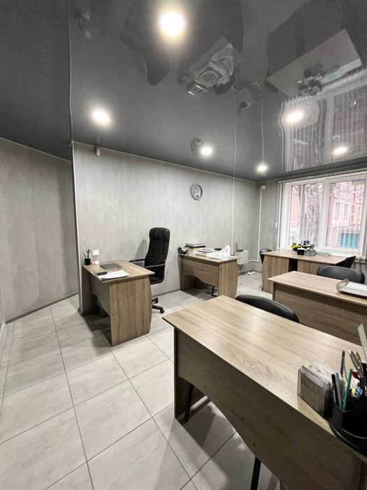 Здам окреме приміщення 50м2 біля метро Салтівське.