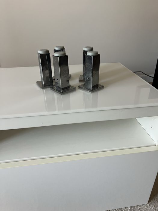 Móvel TV BESTA usado