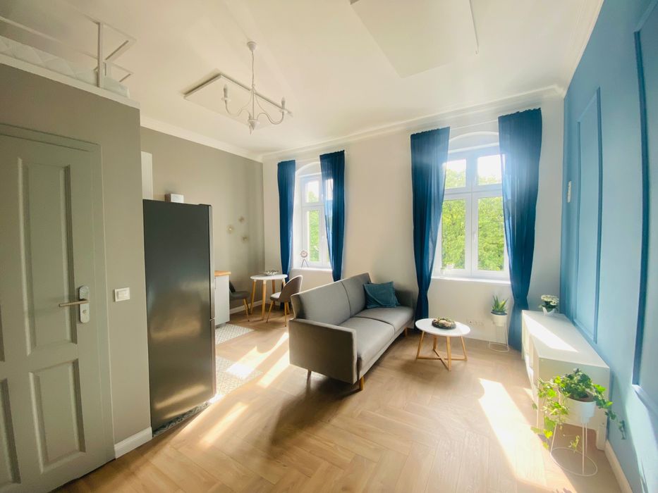 Nowoczesna kawalerka z antresolą centrum Katowic