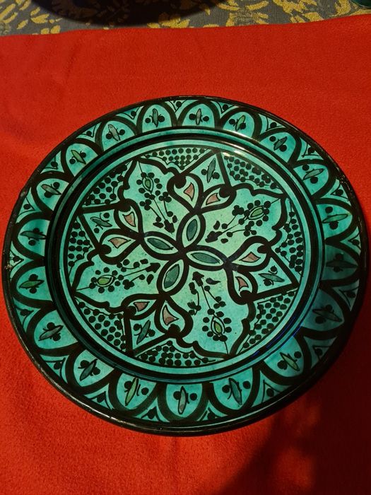 Seis taças marroquinas, safi, nunca utilizadas.