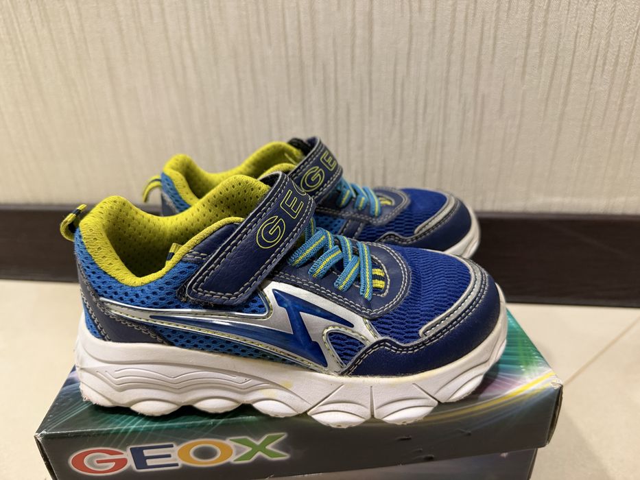Кросівки Geox для хлопчика,взуття на весну