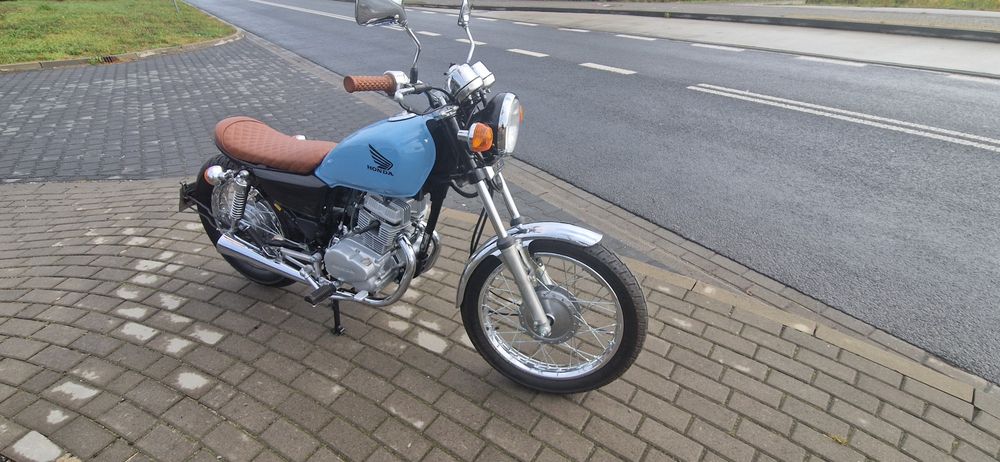 Honda CM 125 custom brat, cafe