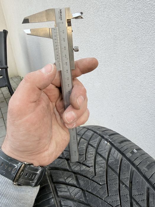 4 opony  Tracmax A/S  Trac Saver 255/35R19