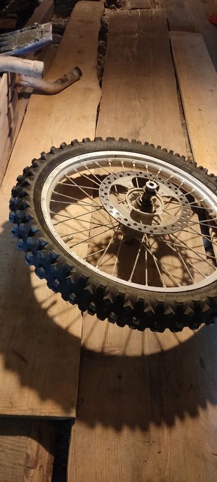 Opona Koło przednie  90/100/21 Husqvarna KTM kawasaki honda