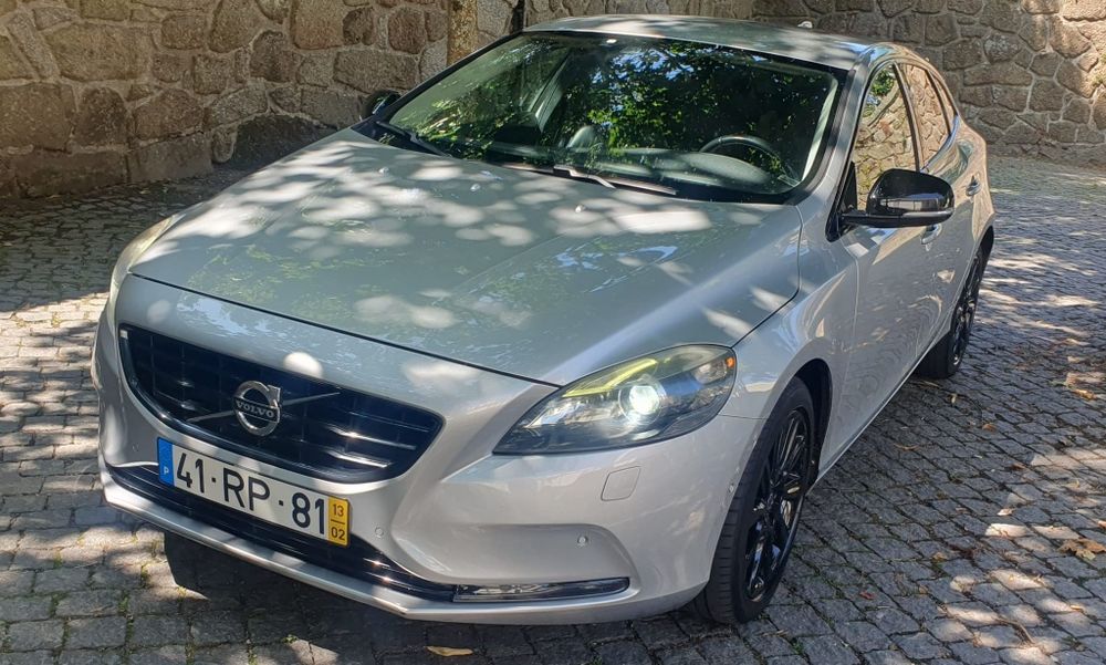 Volvo V40 D2 1.6 diesel summum