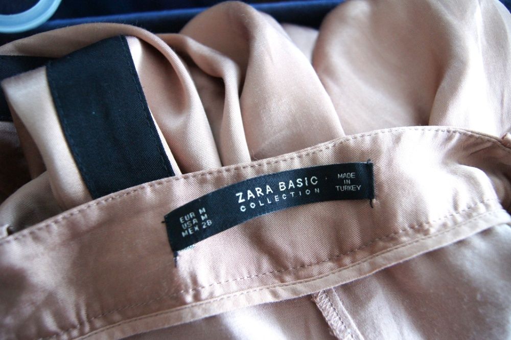 Zara basic 38M eleganckie miedziane lsniace spodnie z czarnym lampasem