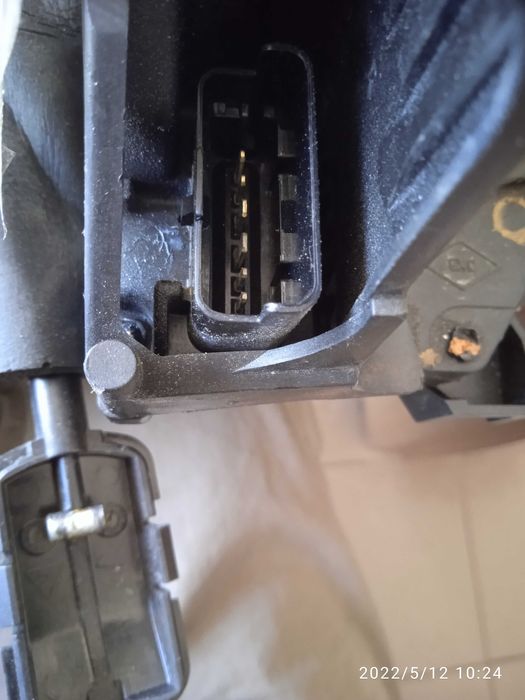 Замок Сценік3 6-пін водійський