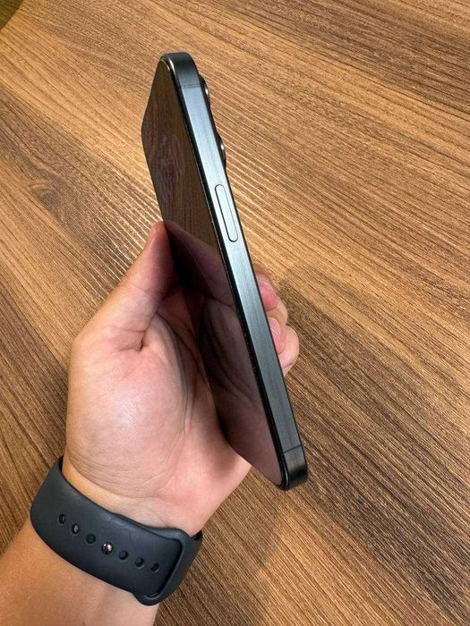 iPhone 15 Pro 128GB Black Titanium