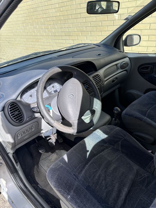 Renault scenic 1.4 gasolina