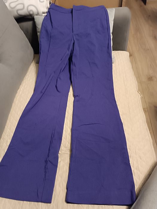 Spodnie dzwony Sinsay