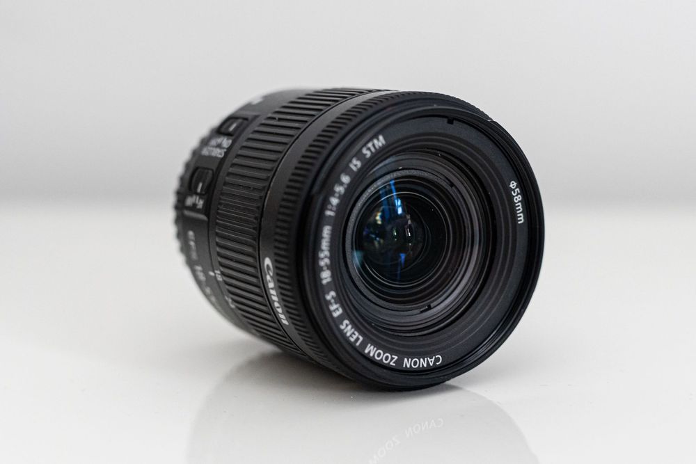 Canon EF-S 18-55mm F4.5-5.6