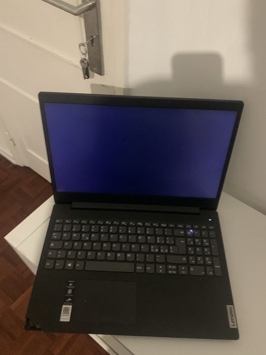 Lenovo Laptop – 8GB RAM – Windows 11 –