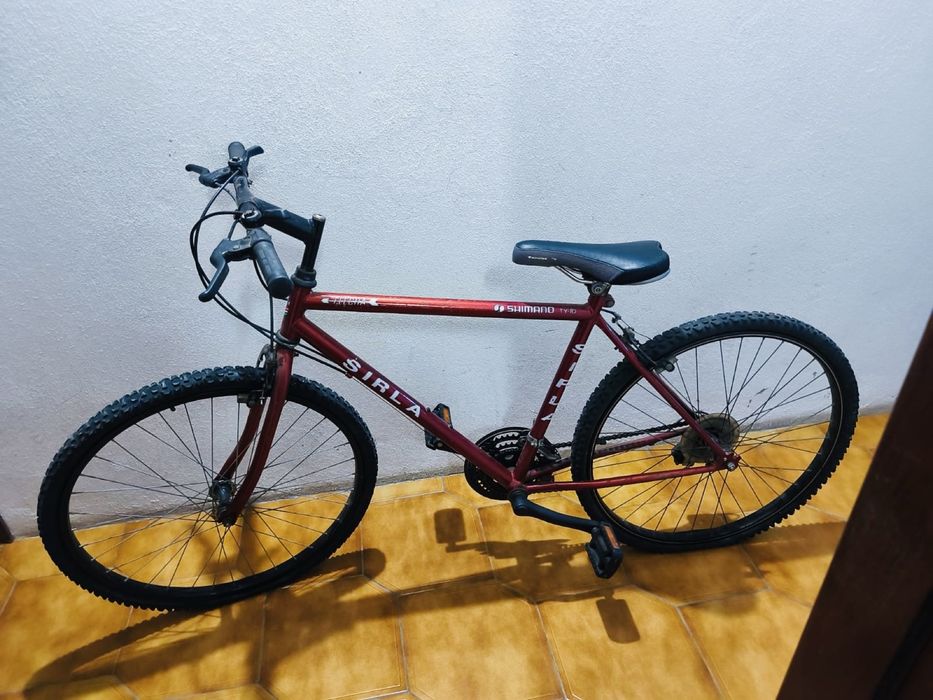 Bicicleta Sirla Shimano Flecha pouco usada e antiga