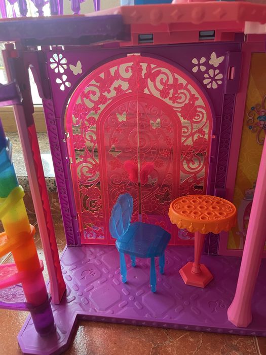 Іграшковий будиночок