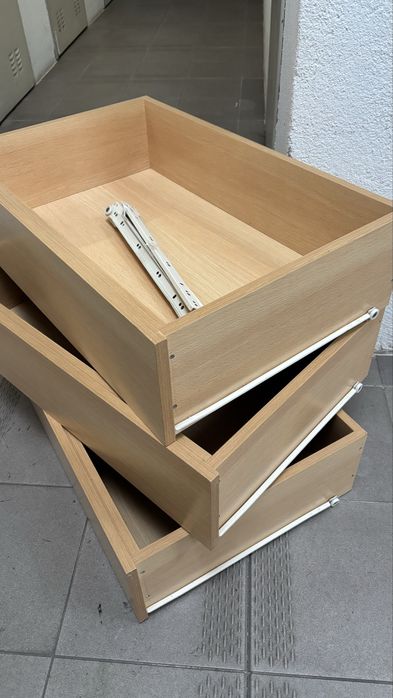 Gavetas madeira bom estado