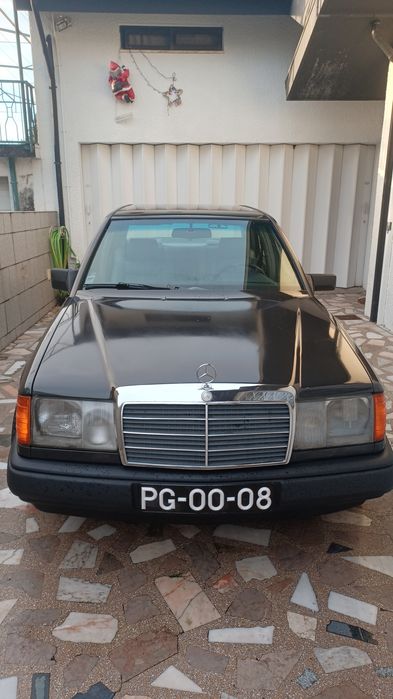 Mercedes  w 124 260 E  em excelente estado