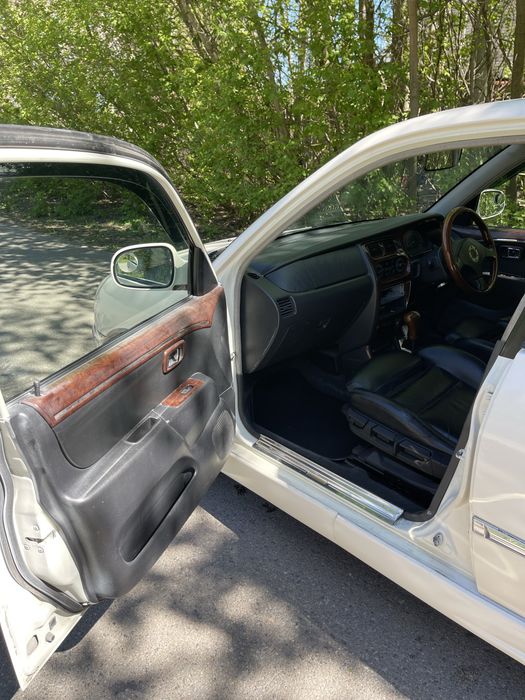 Продам Daihatsu Storia