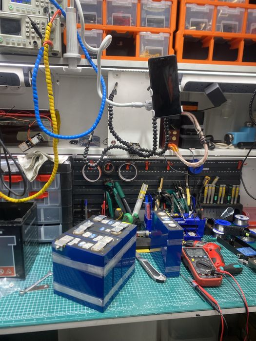 Ремонт інверторів та джерел безперебійного живлення (ДБЖ):