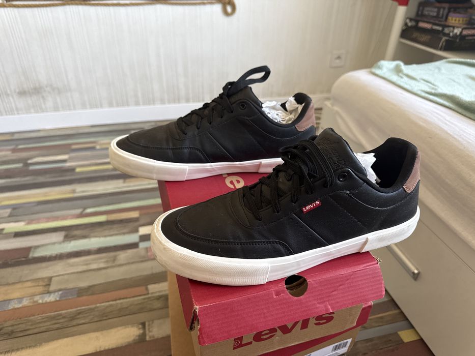 Продам кеды levis оригинал