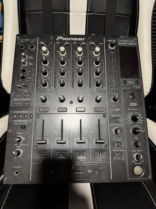 Mixer Pioneer DJM 800
