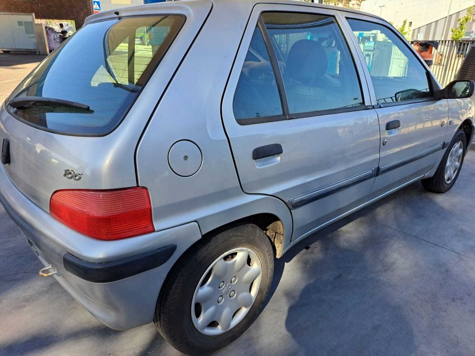 Peugeot 106 — fotografia 11