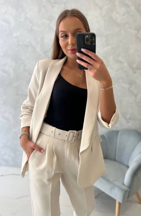Gartitur damski komplet beżowy S