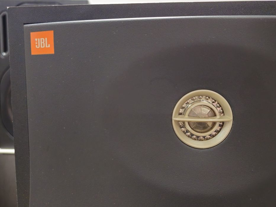 JBL 4208 студійні монітори пасивні ВЧ 1" титан, НЧ 8", Акустика