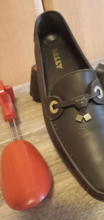 Товары для отдыха и прогулок. BALLY женские 38 р/р.